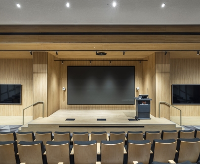 בנק מזרחי |  תכנון - א. ר גרינברג אדריכלים | צילום - עוזי פורת