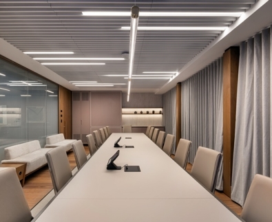 ויולה | עיצוב ותכנון - מיכי סתר |  צילום - עמית גושר 