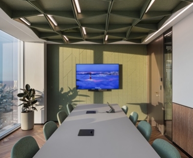 ויולה | עיצוב ותכנון - מיכי סתר |  צילום - עמית גושר 