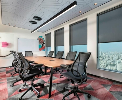 משרדי-לושה-תקרה-מחורצת-בהדבקה-EchoShape-2